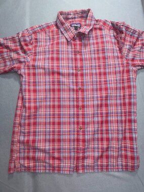 Men's Patagonia Organic Cotton Red White Blue Short Sleeve Button Down size L
